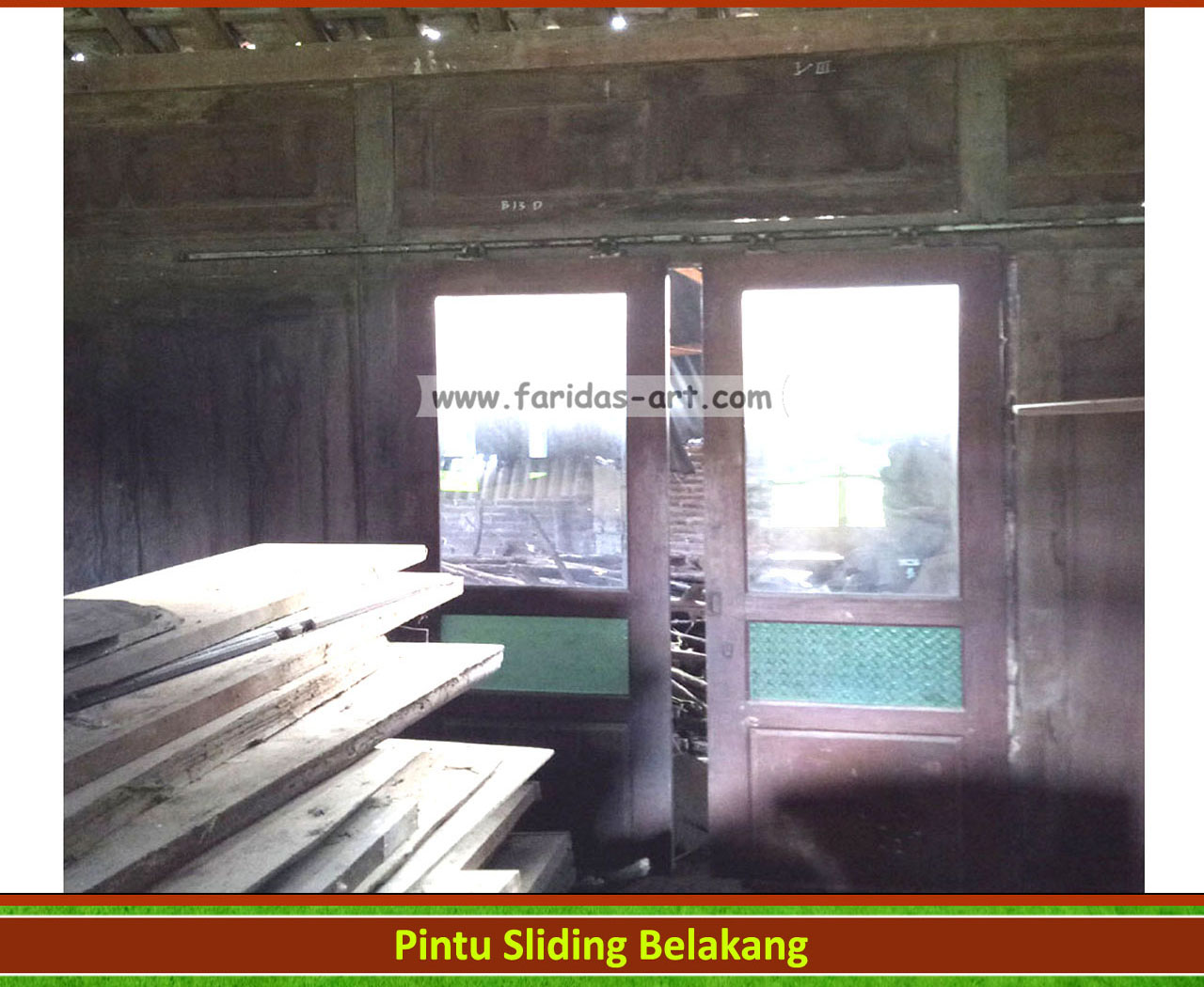 Rumah Joglo Adat Jawa