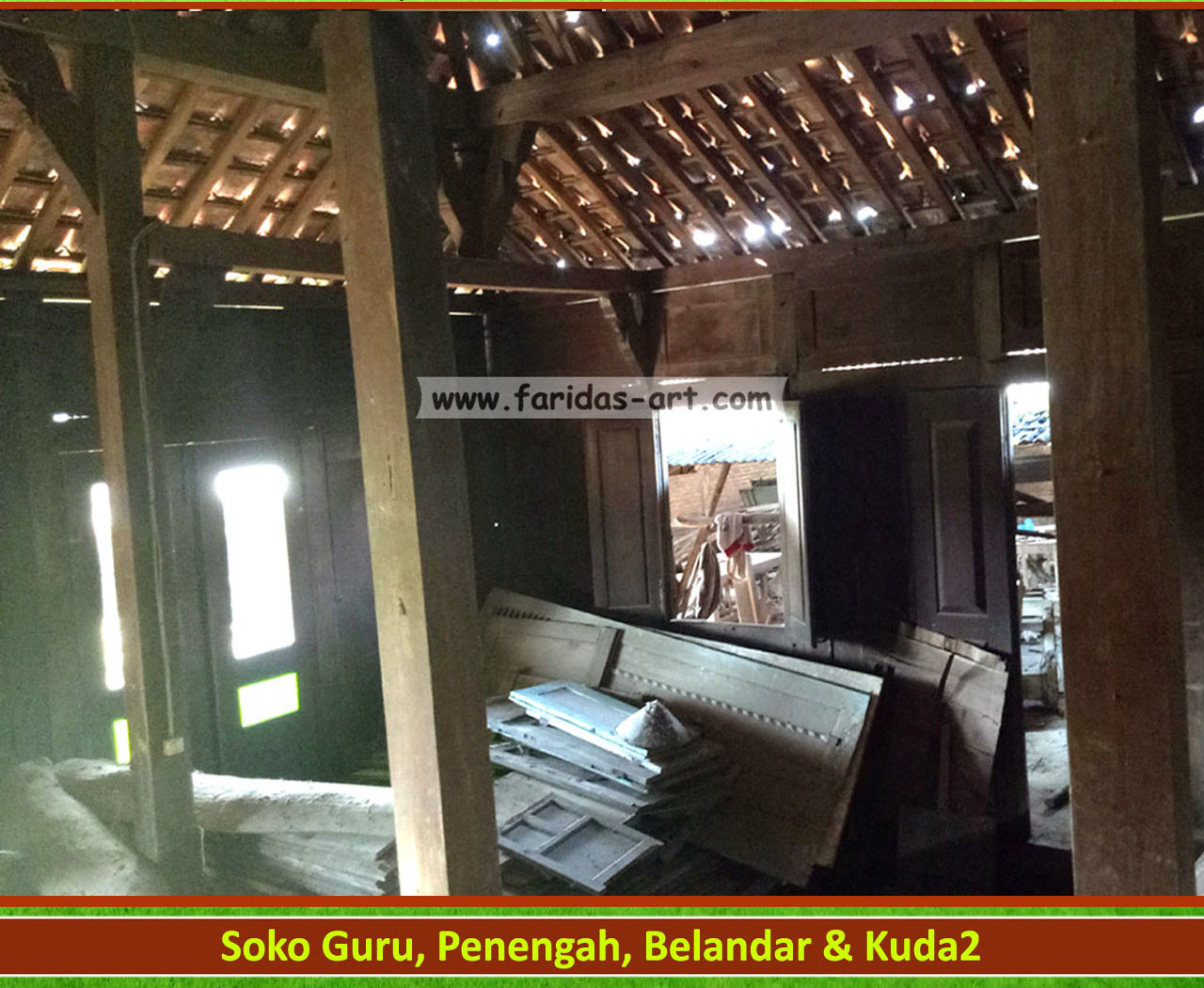Rumah Joglo Adat Jawa