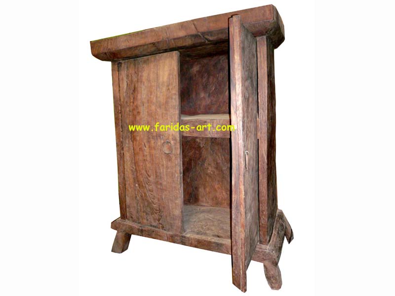 Lemari Solid - Antik 2 Pintu