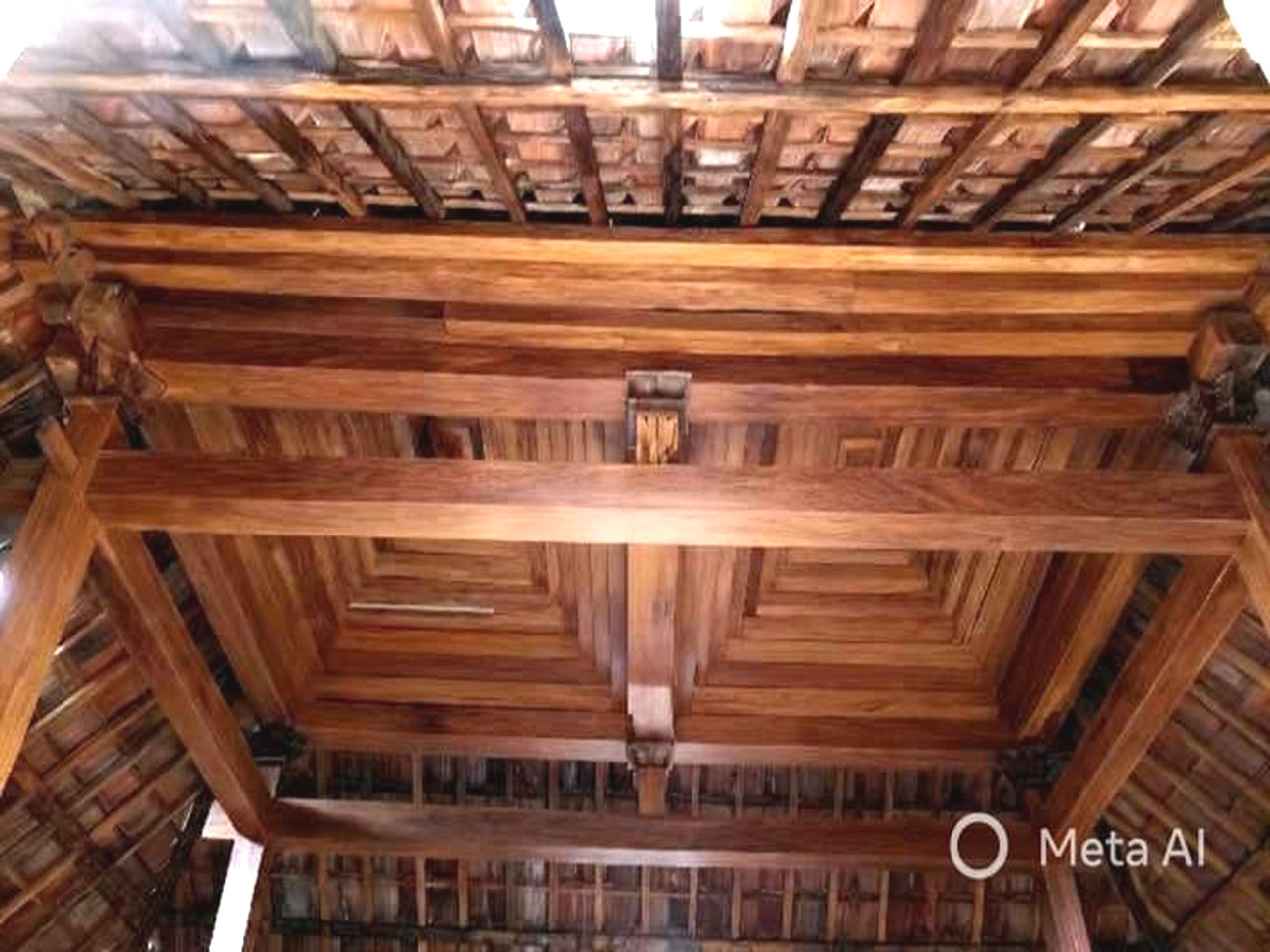 Rumah Joglo Adat Jawa 'Antik'