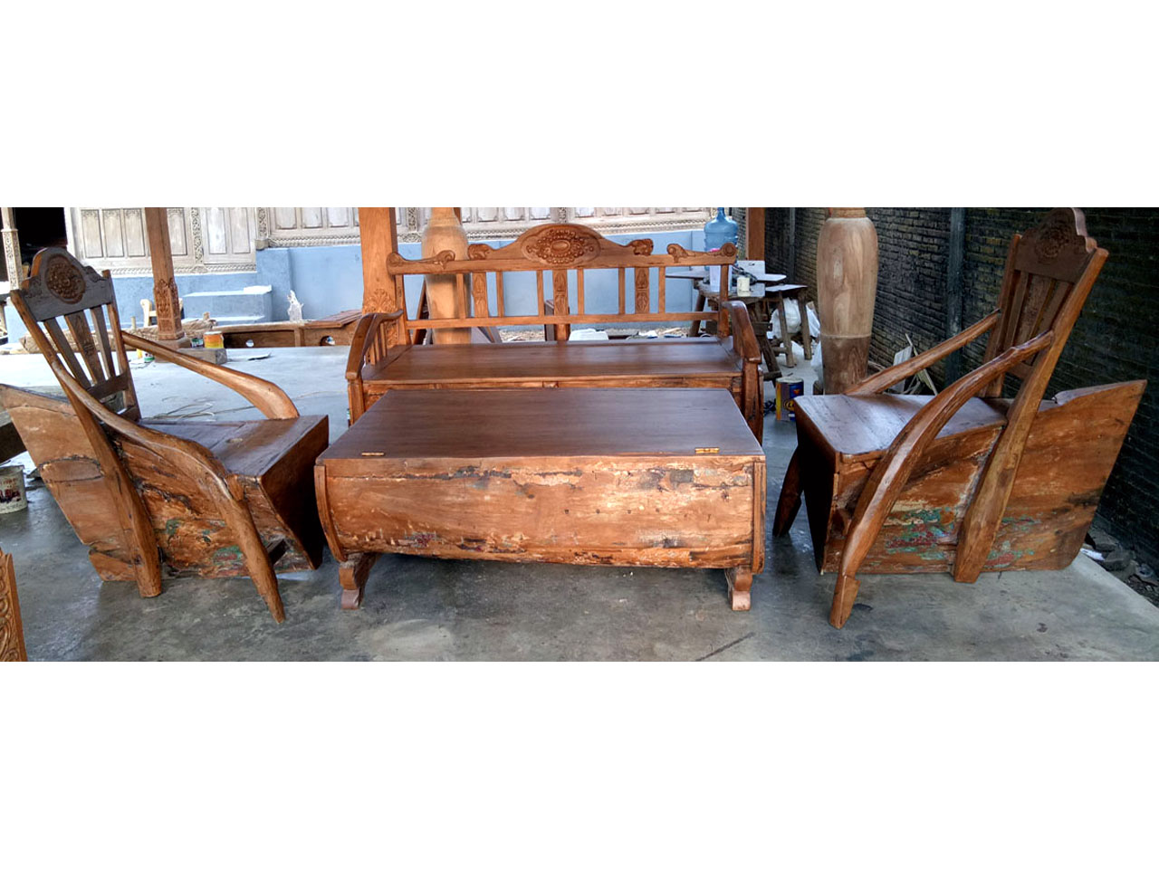 Meja Tamu Set - Bekas Prau