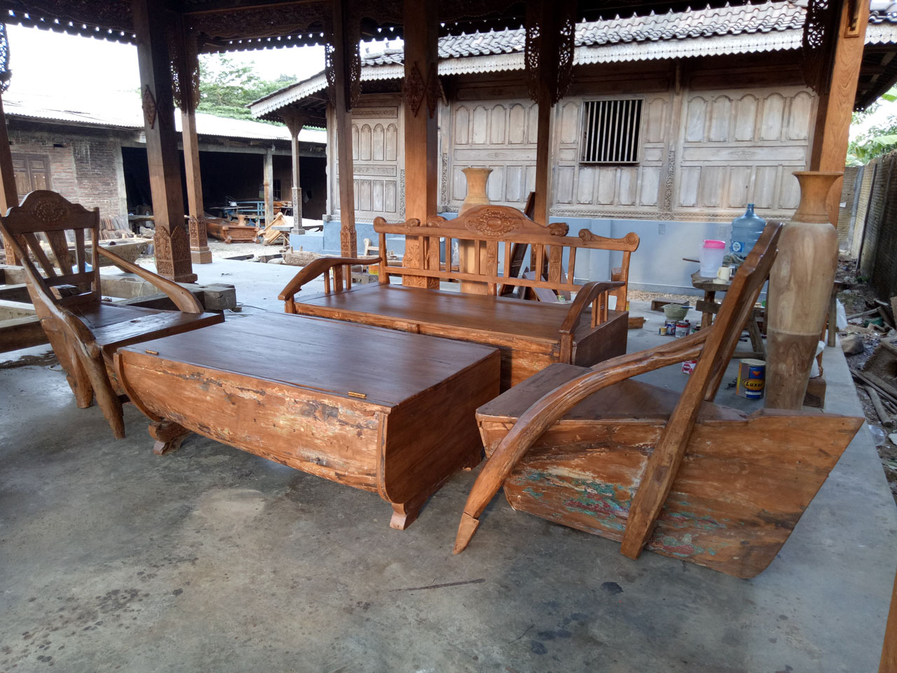 Meja Tamu Set - Bekas Prau